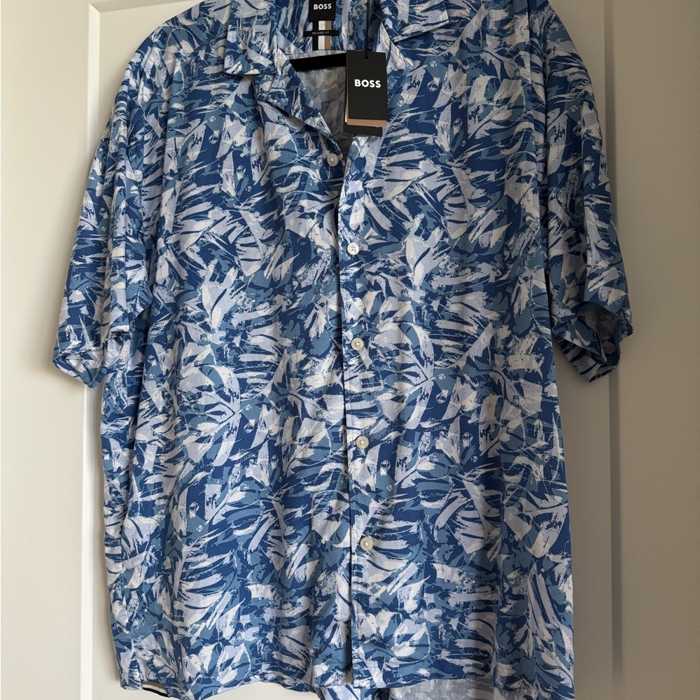 BOSS Men's Blue Patterned Shirt